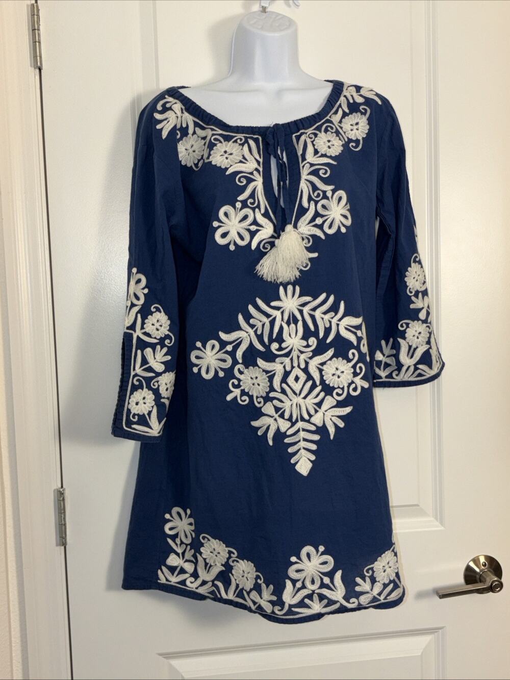 debbie katz south beach Embroidered dress Coverup 100 % Cotton Size S